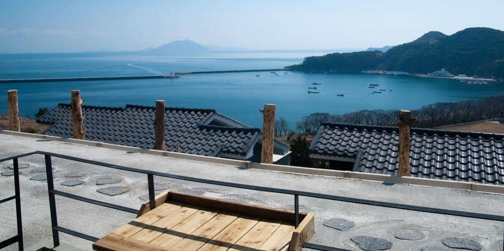 Hotel Aria Pension Namhae Exterior foto