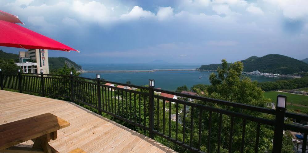 Hotel Aria Pension Namhae Exterior foto